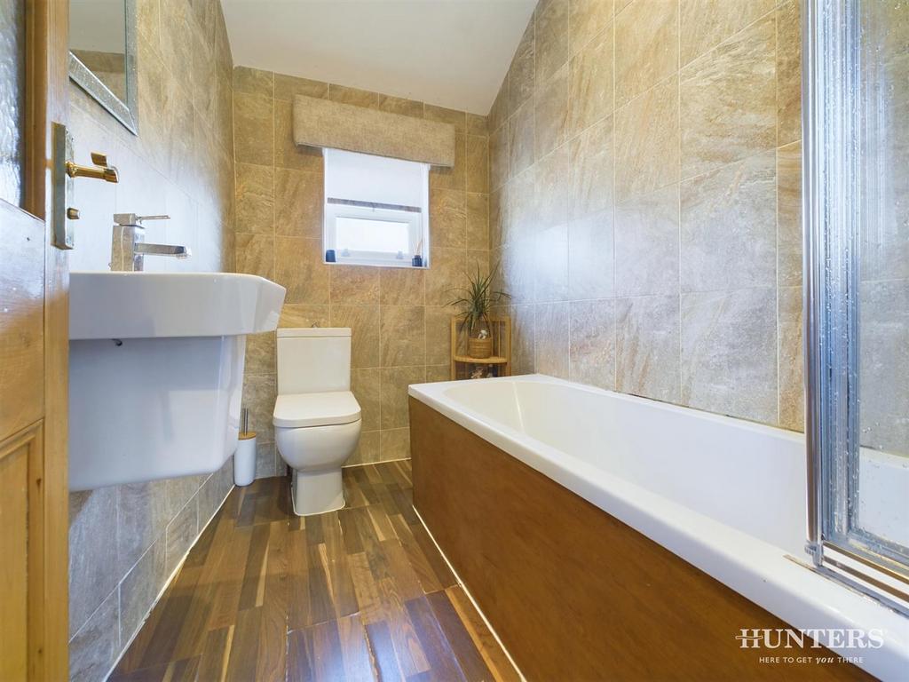 CAM03792 G0-PR0182-STILL008.jpg