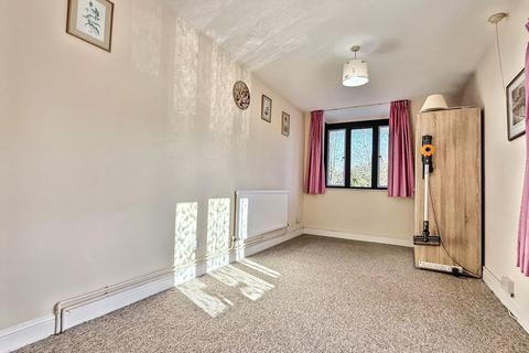 2 bedroom retirement property for sale, Salisbury