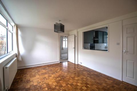 2 bedroom flat to rent, Chesterton Towers, Chesterton, Cambridge