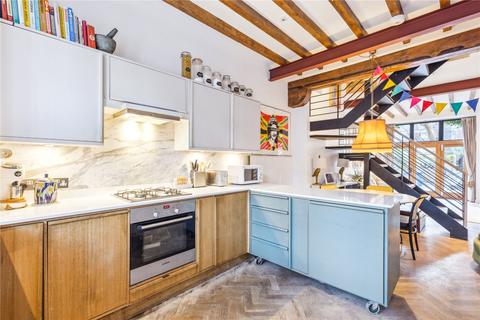 6 Hopkinsons Place, London, NW1 8TN