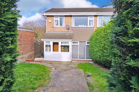 3 bedroom semi-detached house for sale, Ranworth Close, Belton