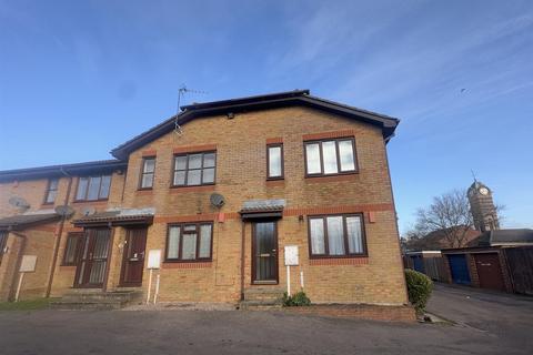 1 bedroom detached house to rent, Clocktower Mews, Kent ME6