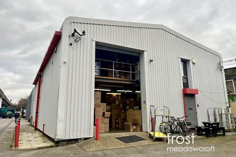 Industrial unit to rent, Notting Hill W10