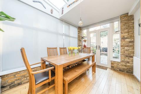 3 bedroom terraced house for sale, Thames Street, Sunbury-On-Thames TW16