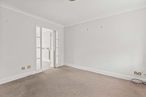 2 bedroom end of terrace house for sale, Brookview, Crawley RH10