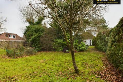 3 bedroom detached bungalow for sale, Kingsmead, Cuffley