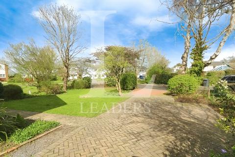 3 bedroom bungalow for sale, Warren Close, Hayling Island, Hampshire