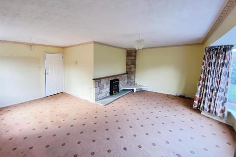 4 bedroom detached bungalow for sale, Greenacres, Ludlow