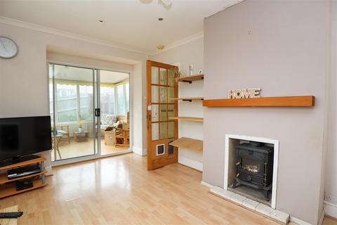 2 bedroom house for sale, William Road, St. Leonards-On-Sea