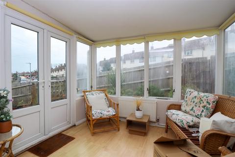 2 bedroom house for sale, William Road, St. Leonards-On-Sea