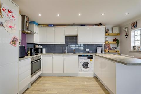 undefined, Broadwater Street West, Broadwater, Worthing