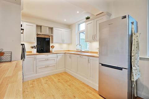 79 Dalewood Road, Sheffield, S8 0EE