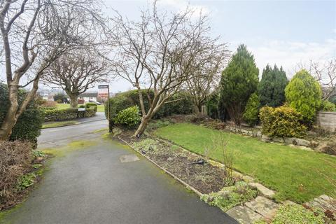 3 bedroom semi-detached house for sale, Buckstone Gardens, Leeds LS17