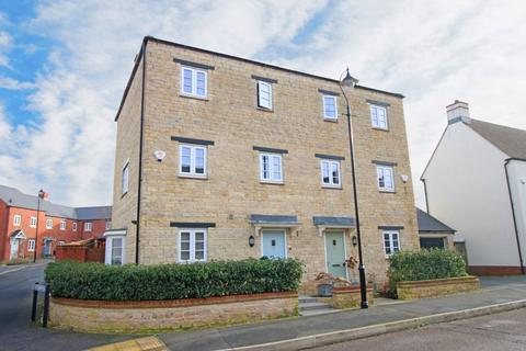 3 bedroom townhouse for sale, Poppyfield Road, Wootton, Northampton, Northamptonshire, NN4 6ND