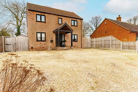 4 bedroom detached house for sale, Jessopp Close, Scarning