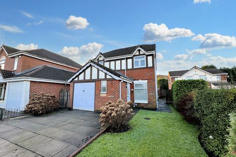 3 bedroom detached house for sale, Waterdale Drive, Whitefield, M45