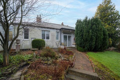 3 bedroom detached bungalow for sale, Winshill, Burton on Trent, DE15