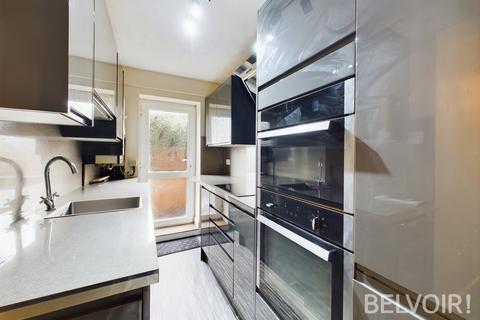 1 bedroom flat for sale, Poplar Close, Stone, ST15