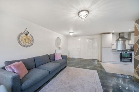 1 bedroom flat for sale, Tithe Court, Rayners Lane, Harrow HA2