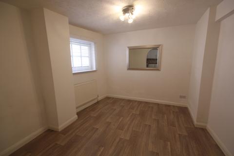 2 bedroom terraced house to rent, Cross Keys Yard, Sleaford, Lincolnshire, NG34