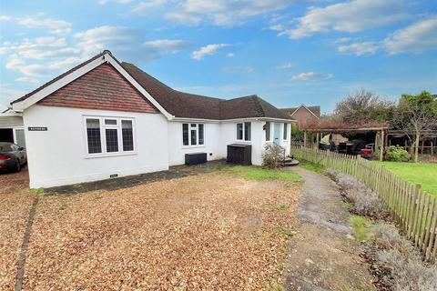 3 bedroom detached bungalow for sale, London Road, Fontwell