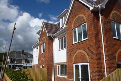 2 bedroom flat for sale, Wimborne Road East, Ferndown