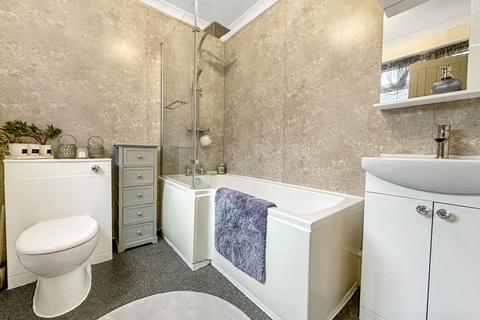 41 Grove Road, Stanford-le-hope, SS17 0ED