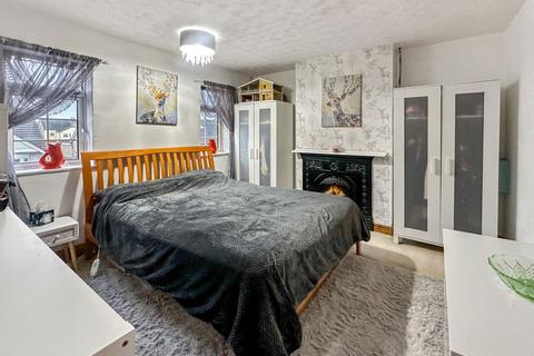 41 Grove Road, Stanford-le-hope, SS17 0ED