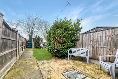 41 Grove Road, Stanford-le-hope, SS17 0ED