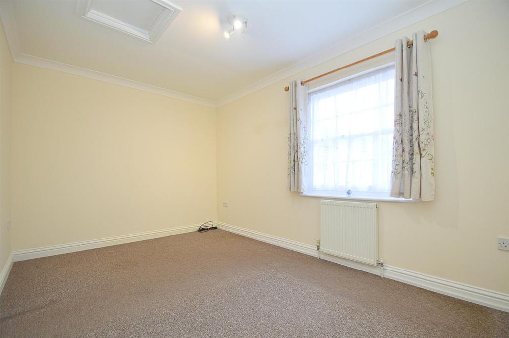 Resized Bed1b.jpg