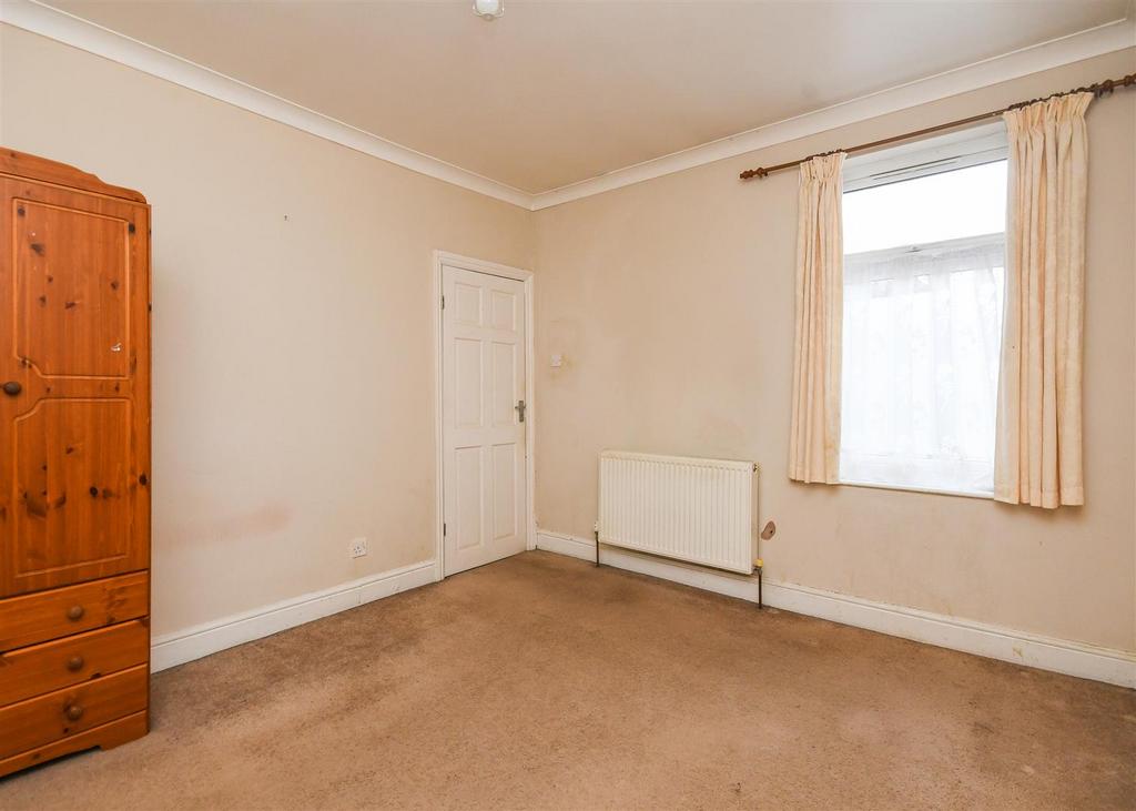 51 Park Road West - Bedroom 2.jpg