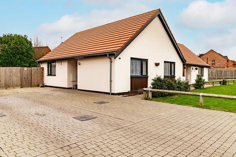 4 Beehive Way, Bawdeswell, Dereham, NR20 4WH