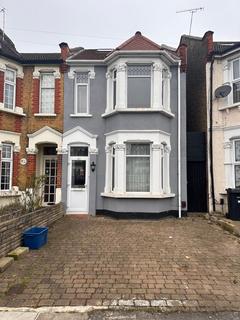 5 bedroom terraced house to rent, Westwood Road Ilford IG3 8SD