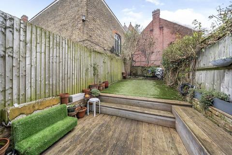 3 bedroom terraced house for sale, Brading Road, Brixton