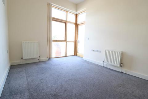 1 bedroom flat for sale, Lindsay Court, High Wycombe HP12