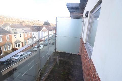 1 bedroom flat for sale, Lindsay Court, High Wycombe HP12