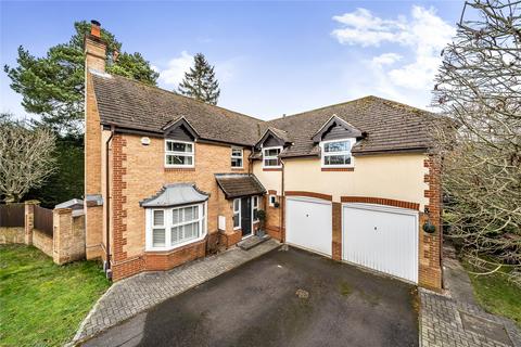 5 bedroom detached house for sale, Sundew Close, Surrey GU18