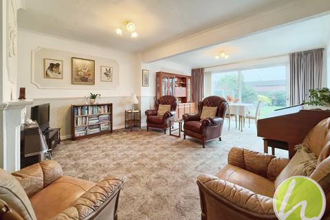 2 bedroom semi-detached bungalow for sale, Priory Road, Stanford-Le-Hope, SS17