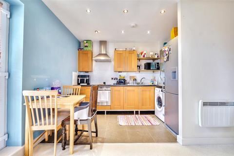 2 bedroom flat for sale, Willow Road, Loughborough LE12