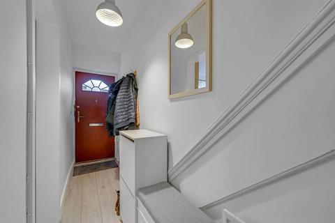 1 bedroom apartment for sale, Marlborough Road, Dagenham, Essex