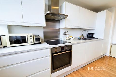 1 bedroom flat for sale, East Street, Epsom. KT17