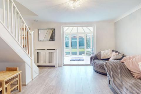 3 bedroom end of terrace house for sale, Warwick Place, Langdon Hills, Basildon, Essex, SS16