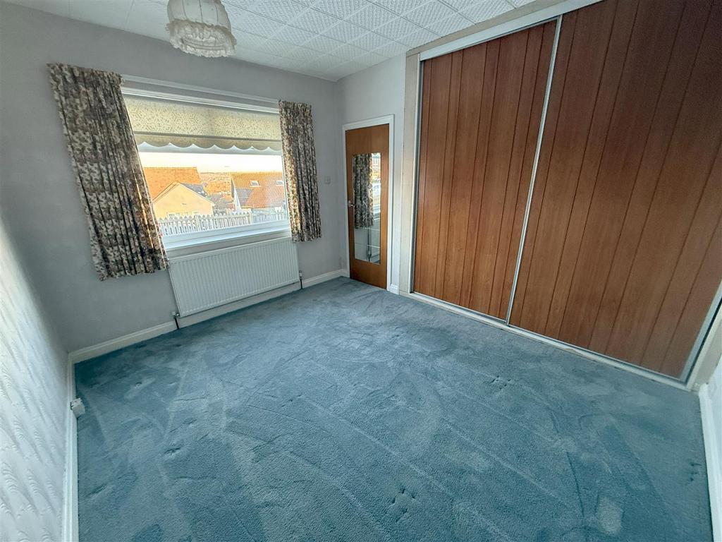 Front Bedroom.jpg