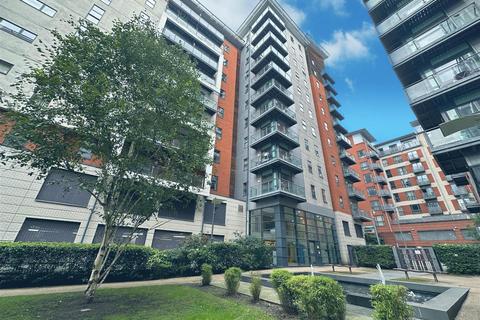 2 bedroom apartment for sale, Barton Place, Hornbeam Way, Green Quarter