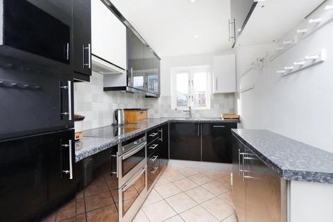 2 bedroom apartment for sale, Ibberton House, Russell Road, Kensington, W14