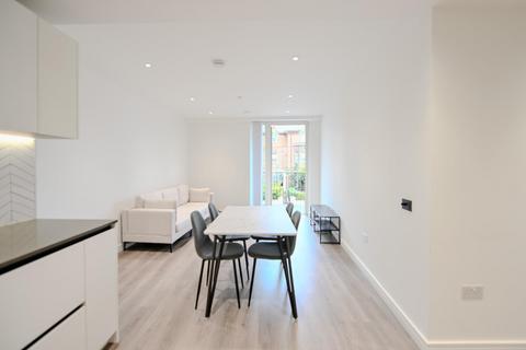 2 bedroom apartment to rent, Glenthorne Road, London, W6