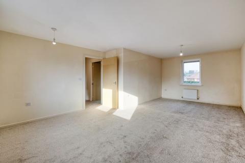 2 bedroom flat for sale, Austin House 25, School Close, Northfield, Birmingham, B31 2SH