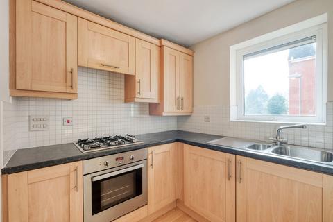 2 bedroom flat for sale, Austin House 25, School Close, Northfield, Birmingham, B31 2SH