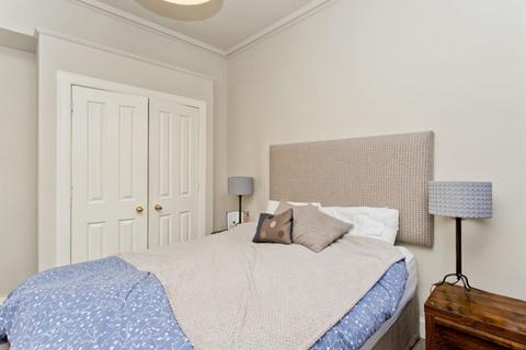 2 bedroom flat for sale, Flat 3 Thistle Street North West Lane