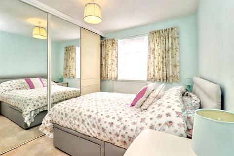 33 Sercombe Park, Clevedon, BS21 5BD